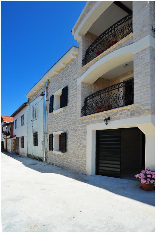 Apartments Cvita Bibinje Exterior photo